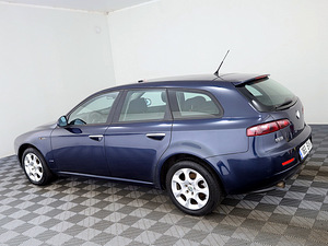 Alfa Romeo 159 Sport 1.9 JTD 110kW (4 foto / 7)