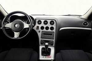 Alfa Romeo 159 Sport 1.9 JTD 110kW (5 foto / 7)