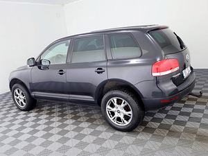 Volkswagen Touareg Highline ATM 2.5 TDI 128kW (4 foto / 7)