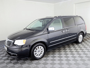 Lancia Voyager Limited ATM 2.8 CRD 131kW (2 foto / 9)