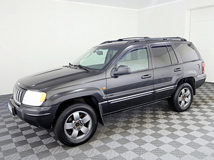 Jeep Grand Cherokee Overland Facelift ATM 2.7 CRD 120kW (2 foto / 7)