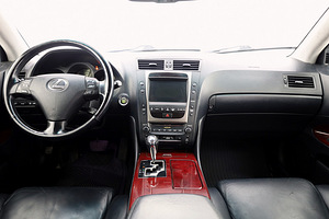 Lexus GS 300 Luxury ATM 3.0 183kW (5 фото из 7)
