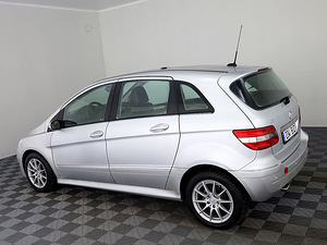 Mercedes-Benz B 180 Avantgarde 2.0 CDI 80kW (4 фото из 7)