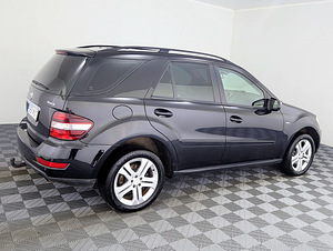 Mercedes-Benz ML 300 Luxury Facelift ATM 3.0 CDI 140kW (3 фото из 7)