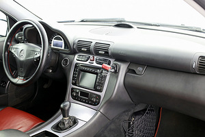 Mercedes-Benz C 220 Luxury 2.2 CDI 105kW (5 фото из 9)