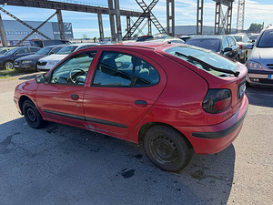 Renault Megane Elegance 1.6 55kW (4 фото из 7)