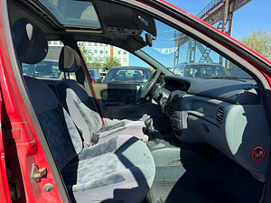 Renault Megane Elegance 1.6 55kW (6 фото из 7)