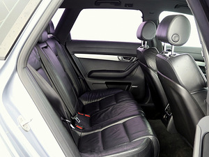 Audi A6 S-Line Quattro ATM 3.0 TDI 171kW (7 фото из 9)