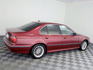 BMW 523 Business 2.5 125kW (3 фото из 7)