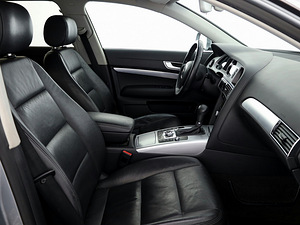 Audi A6 Comfortline Facelift ATM 2.0 TDI 120kW (6 foto / 9)