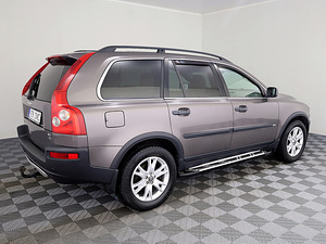 Volvo XC90 Summum ATM 2.4 D5 136kW (3 foto / 8)