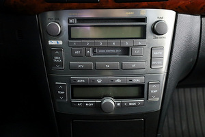 Toyota Avensis Linea Sol 2.2 D-CAT 130kW (8 фото из 8)