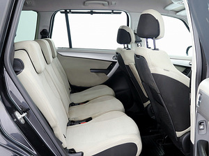 Citroen C4 Picasso Comfort ATM 2.0 103kW (7 фото из 8)