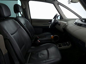 Renault Espace Luxury 2.2 dCi 110kW (6 фото из 9)