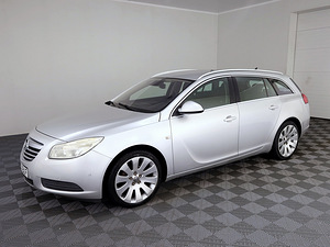 Opel Insignia Cosmo ATM 2.0 CDTi 96kW (2 фото из 7)