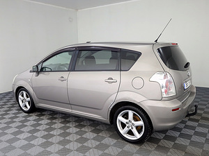 Toyota Corolla Verso Linea Sol 2.2 D-CAT 130kW (4 foto / 7)
