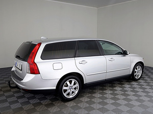 Volvo V50 Facelift 1.6 D4 80kW (3 foto / 7)