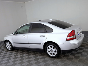 Volvo S40 Momentum 2.0 D4 100kW (4 foto / 7)