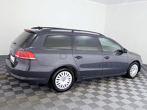 Volkswagen Passat Comfortline ATM 2.0 TDI 103kW (3 foto / 7)