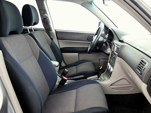 Subaru Forester Facelift AWD ATM 2.0 116kW (6 foto / 7)