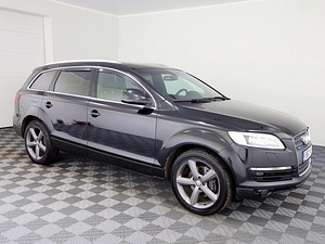 Audi Q7 Highline ATM 3.0 TDI 171kW (1 foto / 9)