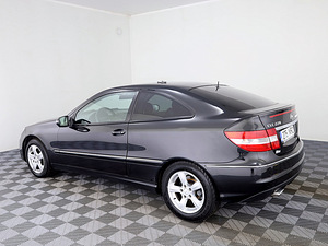 Mercedes-Benz C 220 CLC Coupe ATM 2.1 CDI 110kW (4 foto / 7)