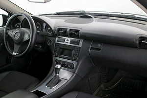 Mercedes-Benz C 220 CLC Coupe ATM 2.1 CDI 110kW (5 foto / 7)