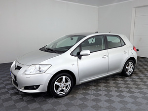 Toyota Auris Linea Sol ATM 1.6 91kW (2 foto / 8)