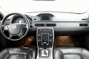 Volvo V70 Summum Facelift ATM 1.6 D4 84kW (5 foto / 8)