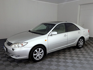Toyota Camry Luxury ATM 2.4 112kW (2 foto / 7)