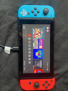 Nintendo Switch (3 foto / 4)
