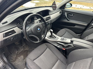 BMW 320D (7 foto no 11)
