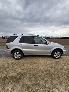 Mercedes-Benz M-klass 270 CDI (6 foto / 14)