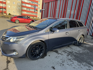 Toyota Avensis 2.0D 2013 195000 km •Heas korras • (3 foto / 15)