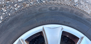 Литые диски Mazda 15" с летними шинами Bridgestone (3 фото из 5)