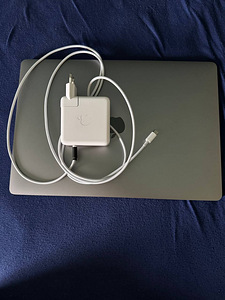 Macbook Pro 16" 2019, i7/16gb/512gb (3 foto / 4)