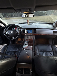Jaguar XF 3.0d 177kw (6 foto / 9)