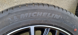 Toyota 18" valuveljed (3 foto / 8)