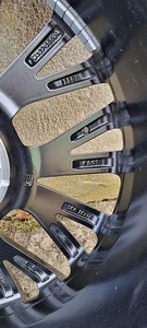 Toyota 18" valuveljed (7 foto / 8)