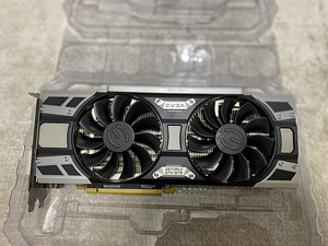 Видеокарта EVGA 1070 SC (3 фото из 3)
