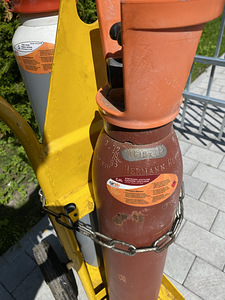 Gaasiballoonid käruga (3 foto / 3)
