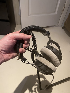 Beyerdynamic DT 770 PRO (250 Ом) (3 фото из 3)