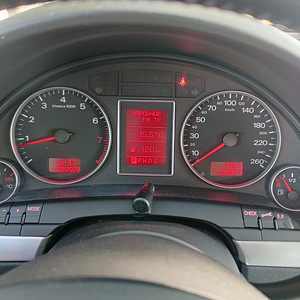 Audi a4 1.8 120kw 2005 bensiin . (7 foto / 10)