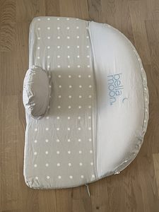 Гнездо, подушка для кормления лежа BellaMoon