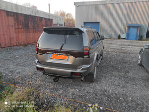 Mitsubishi pajero sport (4 foto / 6)