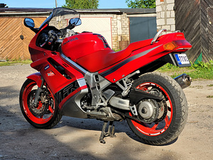 Honda VFR 750 93a. 72kW 49000 km (3 foto / 6)