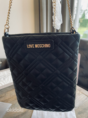 Стеганая сумка-клатч новая Love Moschino (фото #1)