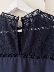 Ted Baker Shilli Animal Mesh Lace Swing Top (10 foto / 10)