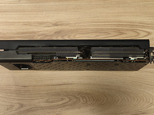XFX Speedster SWFT 319 RX 6900 XT CORE 16G (3 foto / 5)