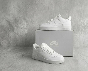 Nike Force 1 (1 фото из 4)